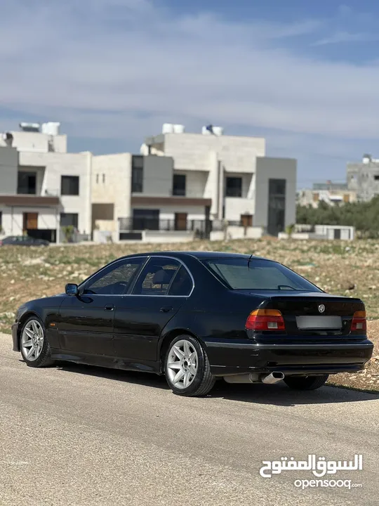 Bmw 520i e39 بي ام دبليو دب جير عادي الرجاء التواصل على رقم بالاعلان  ا2003