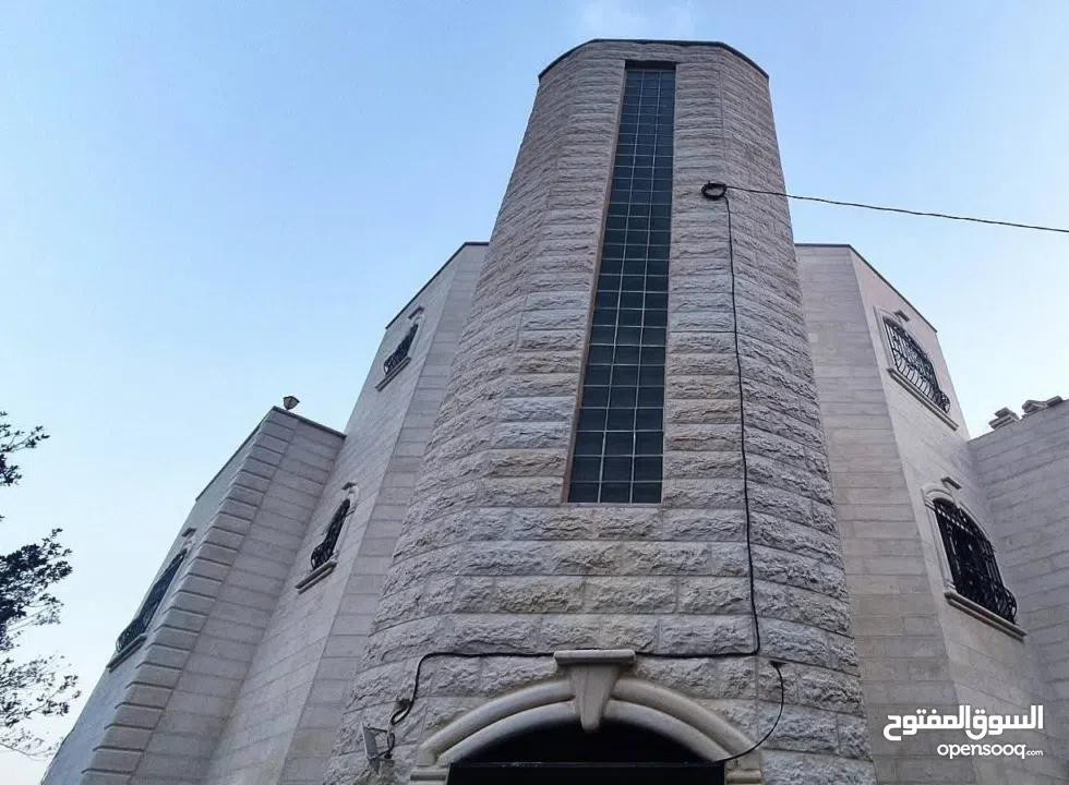 فلا وارض مميزه للبيع