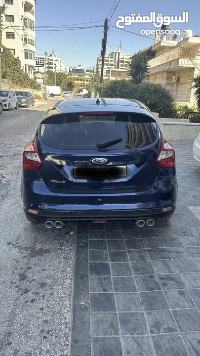 Ford Focus Hatchback 2013