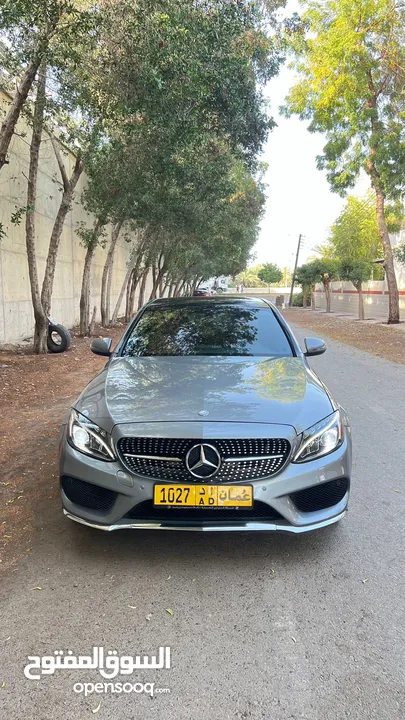 للبيع مرسيدس C300 قمة في النظافة AMG أصل