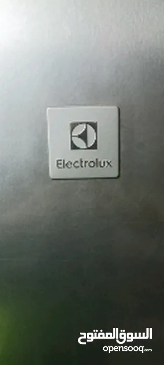 ثلاجة من شركة electrolux
