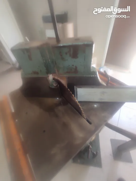 منشار المنيوم