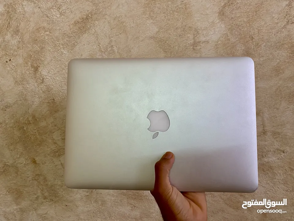 جهاز Macbook pro 2014 نظيف ماشاء لله