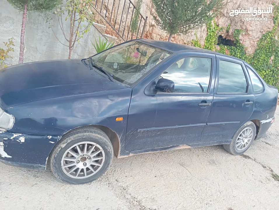 سيارة  بولو 1999