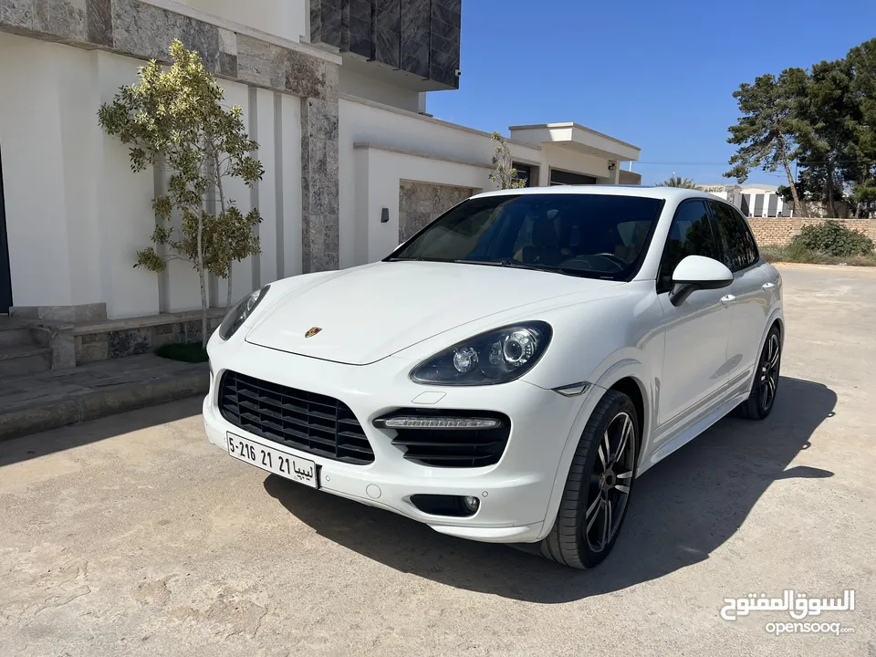 Porsche Cayenne GTS