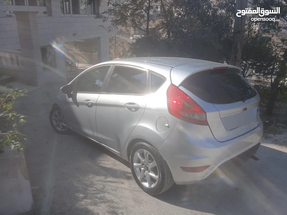 فرد فيستا للبيع 2012