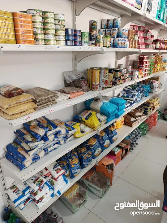 سوبر ماركت للبيع بسعر مغري شامل الايجار لمدة شهرين قادمين