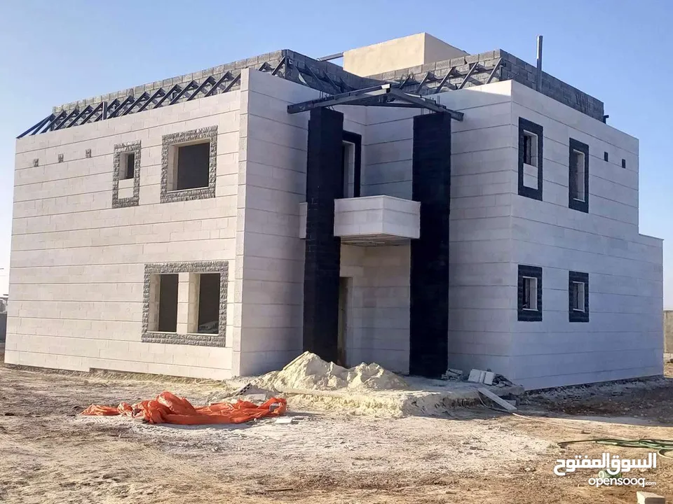 كحيل حجر  وتنظيف الصاروخ بالقذق الرملي او الصاروخ وصيانة المباني القديمة وعزل الحجر بماء الزجاج