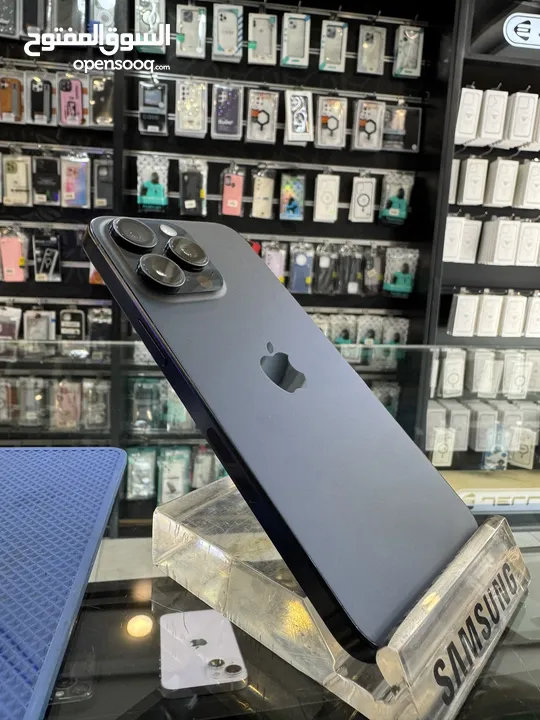 iPhone 15 Pro Max 256GB بطارية 99% وارد امريكي  Esim مش مشفر طبعا الجهاز مكفول