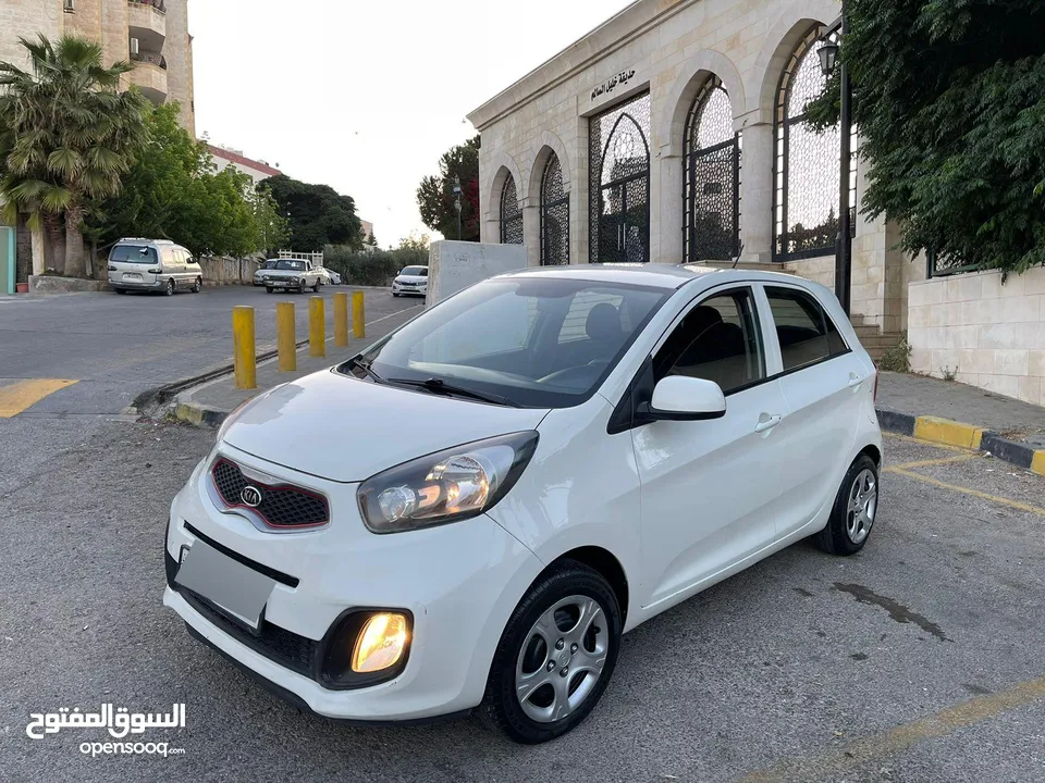 كيا بيكانتو 2015 بحالة الوكالة فحص كامل جير عادي  3 جيد 1 دقه على الراس