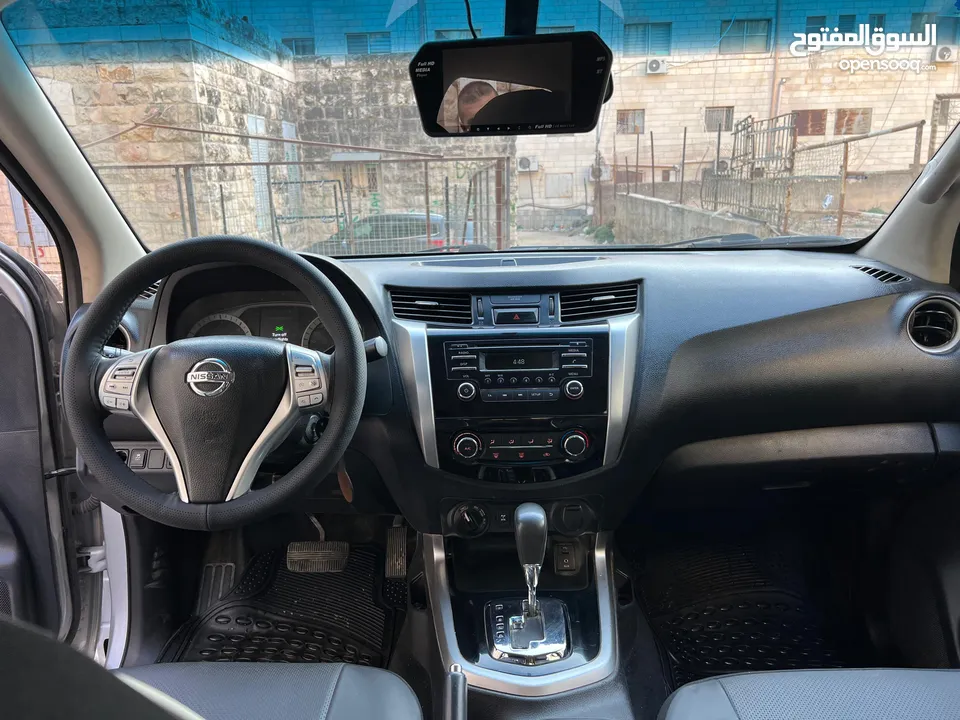 نيسان نفارا 2022اتومات 4x4  اصل برايفت   عداد 75000km اصلي