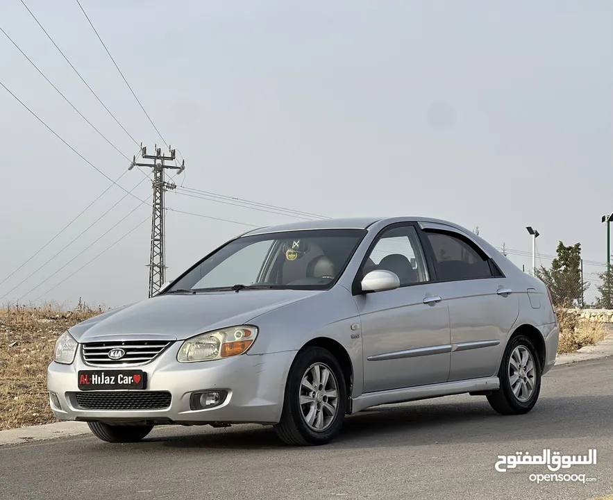 سيراتو 1600 بنزين اوتومات سيارة بيتية ممتازة يد ثانية عداد 155 الف km