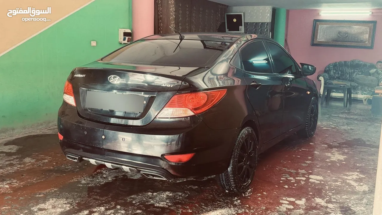 اكسنت ديزل 4 غيار ولا دقة بلاطه دهانات اغلبها بويه شركة الله يبارك لصاحب النصيب