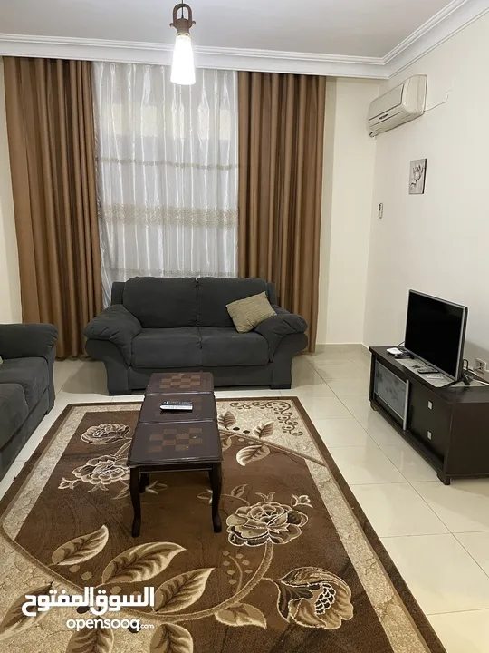 شقة مفروشة للايجار بالقرب من البوابة الشمالية للجامعة الاردنية