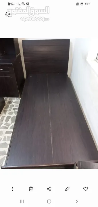 غرف نوم شبابي خشبةثقيب للبيع