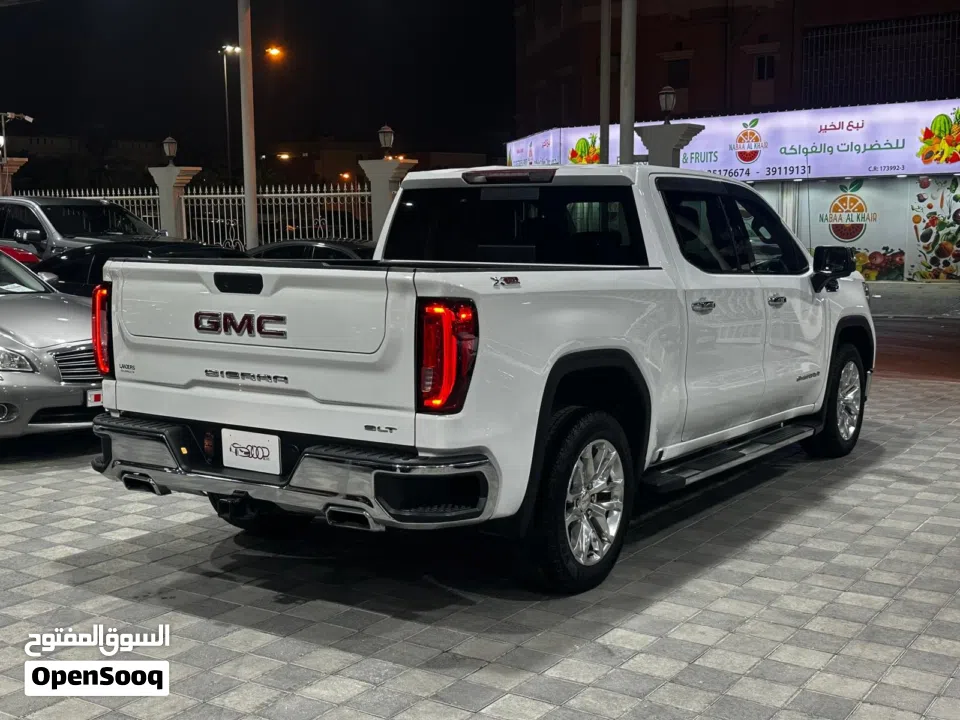 GMC Sierra