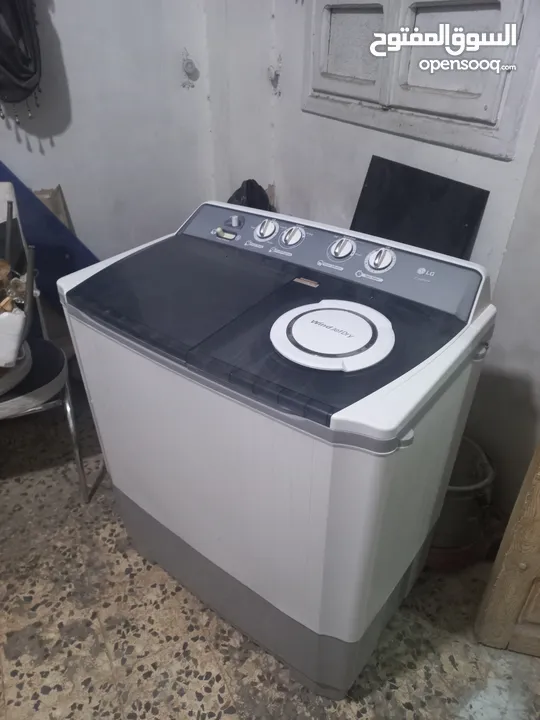 غسالة حوضين نوع LG