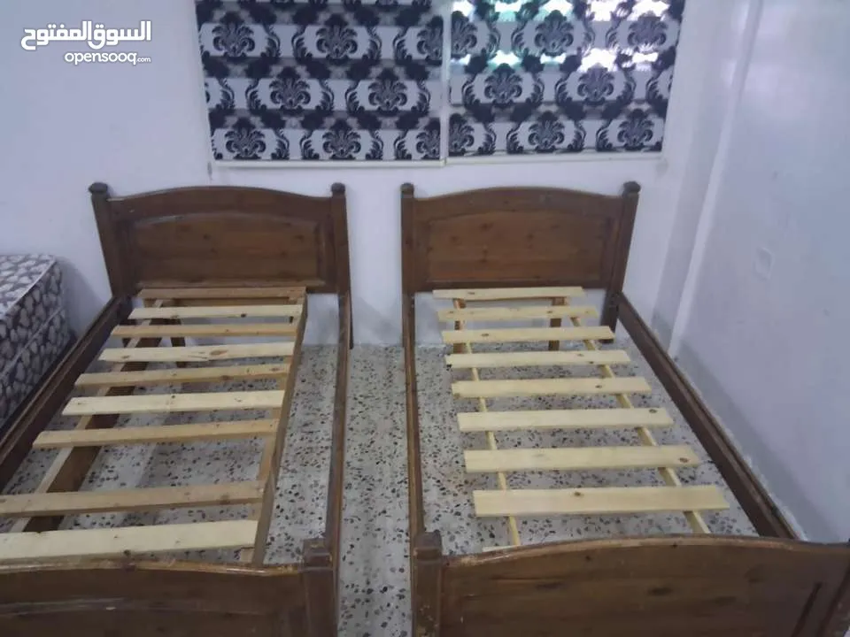 تختين شبابي مفرد ونصف فقط في 60دينار اربد البارحه مارح تلاقي مفرد ونصف كلو غالي