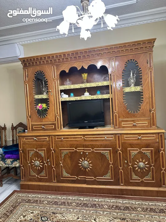 طقم كنب مستعمل قديم جدا ونادر