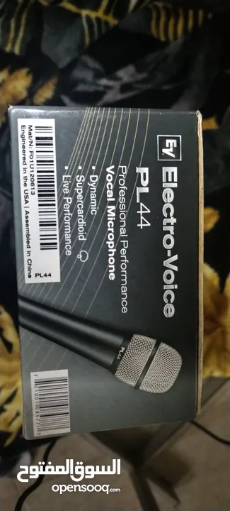 ميكروفونات Electro-Voice PL44 احترافية – عدد 4 حبات – جديدة لم تستخدم نهائي