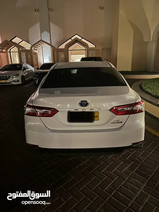 Toyota Camry 2019 LE Hybrid  Car is neat and clean no accidents at all.. All services done New tyres