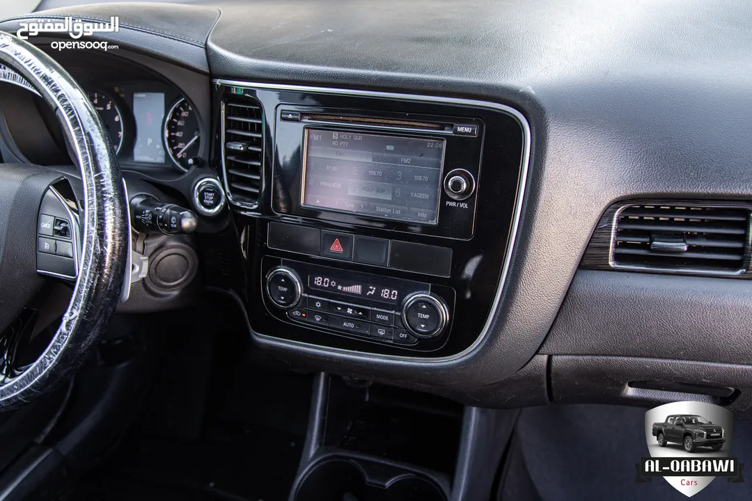 Mitsubishi Outlander 2016    السيارة بحالة الوكالة