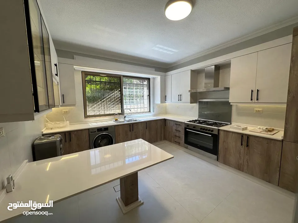 شقة شبه مفروشة للايجار في دير غبار ( Property 38492 )-174965230
