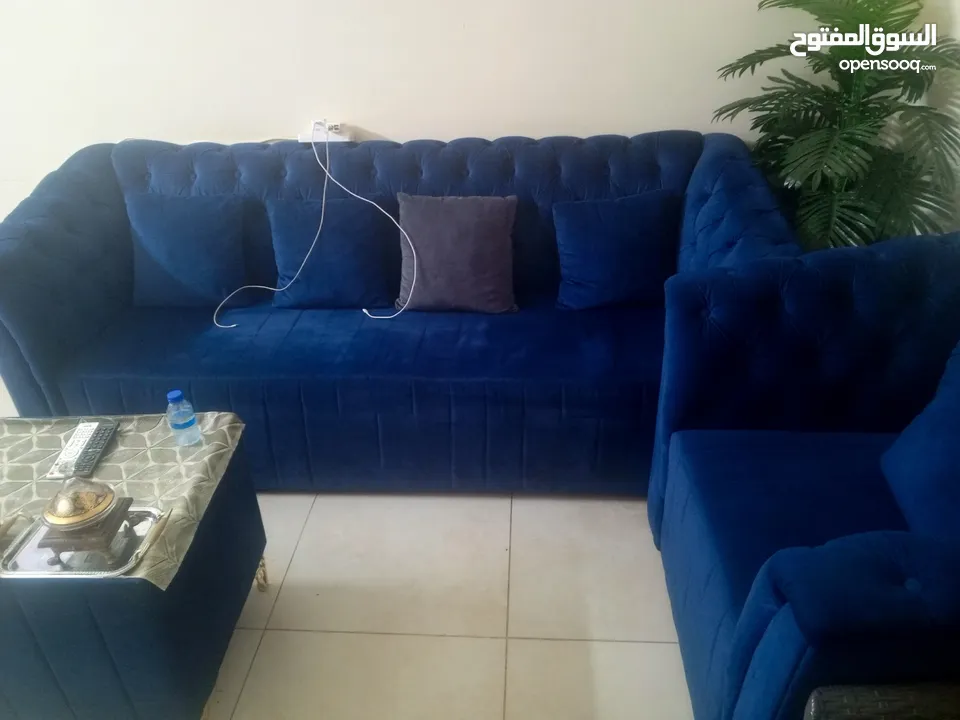 sofa like new for sale