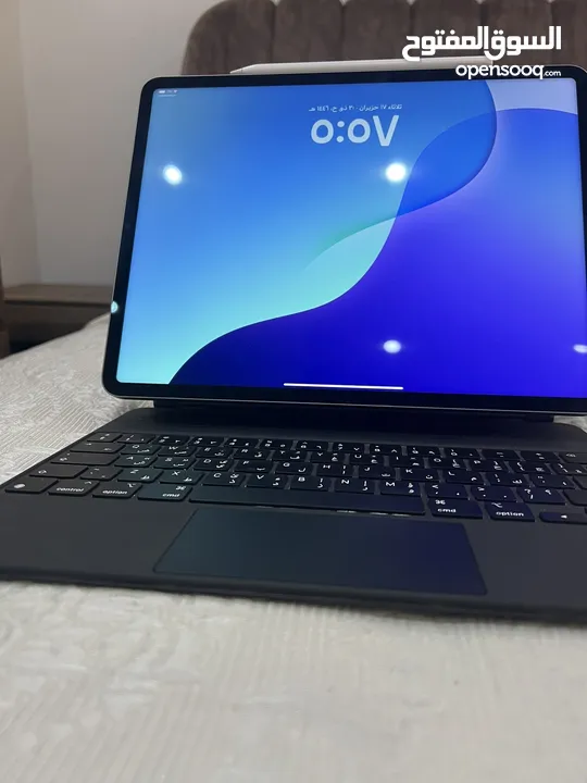 IPAD PRO 6 256 M2 13 inch بحالة الجديد