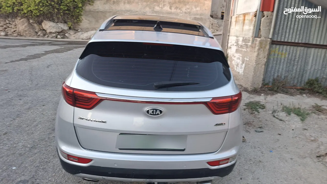 كيا سبورتج جتي لاين 2016فلل اضافات مع فتحة سقف بنوراما للبيع بسعر حررررق كاش نخب و ماتور 2000ديزل