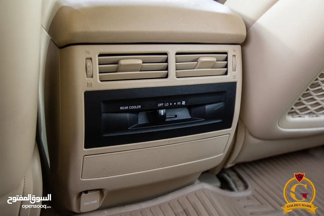 Toyota Land Cruiser 2017 Gx-r V8  السيارة بحالة الوكالة و قطعت مسافة 80,000 كم