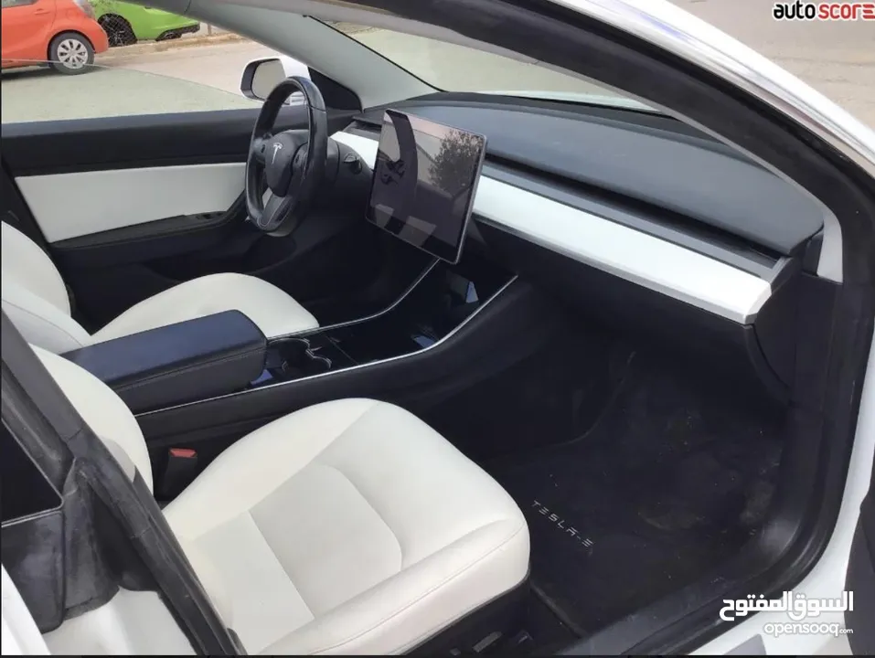 ‎‏Tesla Model 3 Dual motor (Performance) 2019