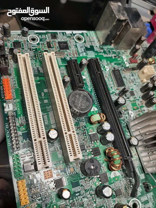 مذربورد Lenovo ThinkPad T61 مع معالج Pentium – حالة ممتازة للشغل المكتبي والاستخدامات الخفيفة