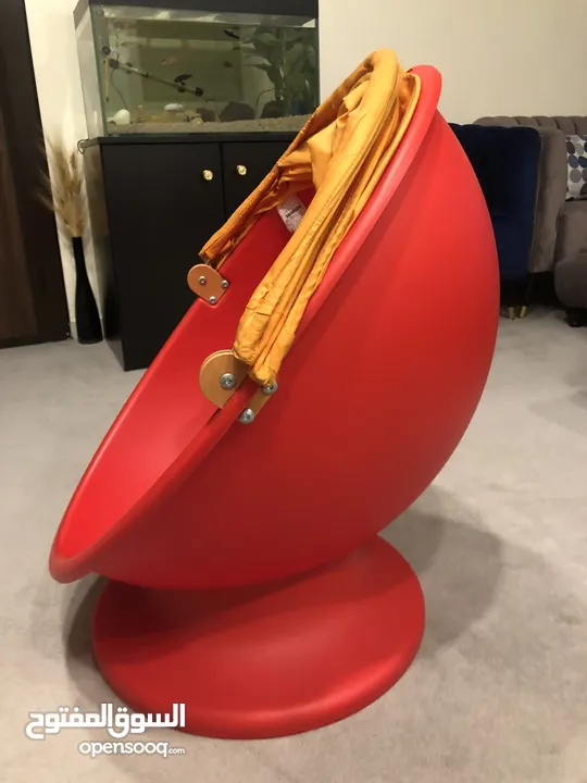 كرسي أيكيا شكل بيضة مع مظلة (Egg Chair) دوّار عدد 2 (لون أحمر وبرتقالي) شراء من بريطانيا للبيع