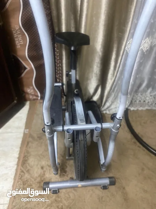 جهاز ركض يدوي