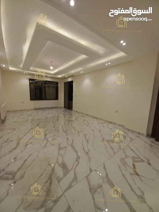 شقة جديدة - لم تسكن - خلدا - 3نوم 1ماستر - 200م - بلكونة بإطلالــــه مميزة - قرب الخدمات العامة -