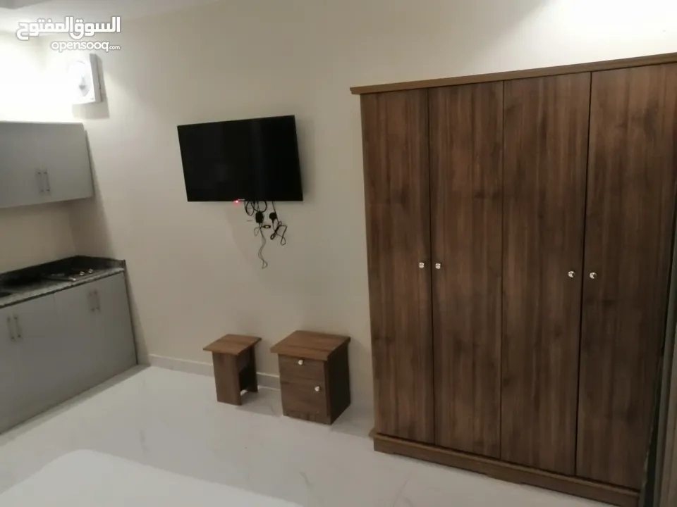 للايجار الشهري شقة مفروشة غرفة و مطبخ في حي الخليج الرياض
