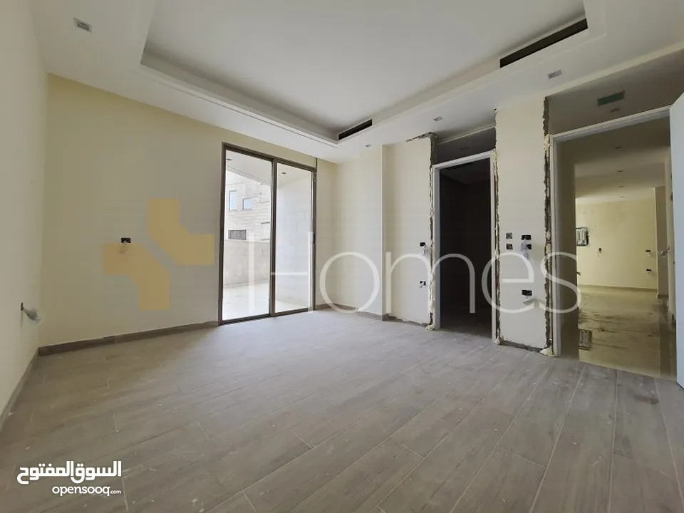شقة دوبلكس طابقية مع مسبح للبيع في الظهير بمساحة بناء اجمالية 440م