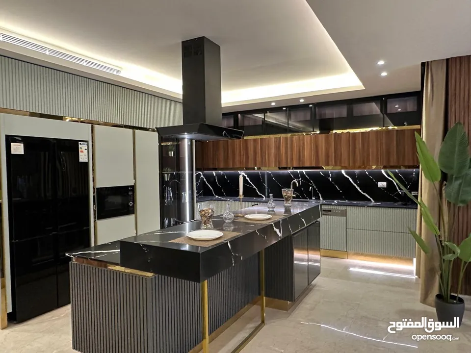 شقة 6 غرف نوم للايجار في الظهير ( Property 39856 )-175046761