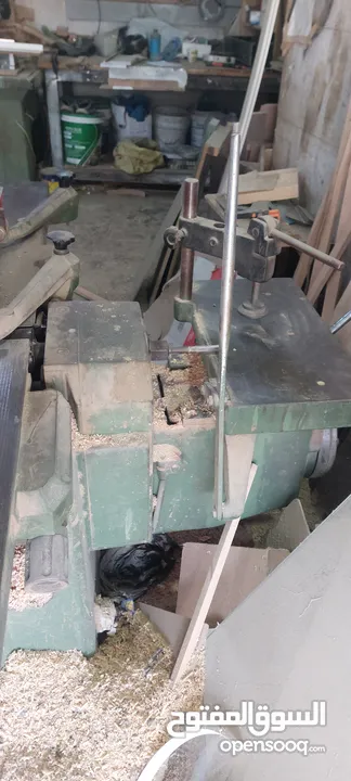 عدة منجرة كاملة نوعscm اطالي للبيع بسعر مغري بمنطقة صويلح شارع جرش القديم واذا بتحب خود معها الموقع