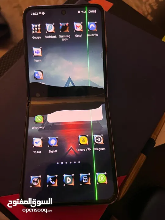 Samsung Flip 4 Z 5G & Google Pixel 6 PRO both Minor DMGs. Can be repaired.