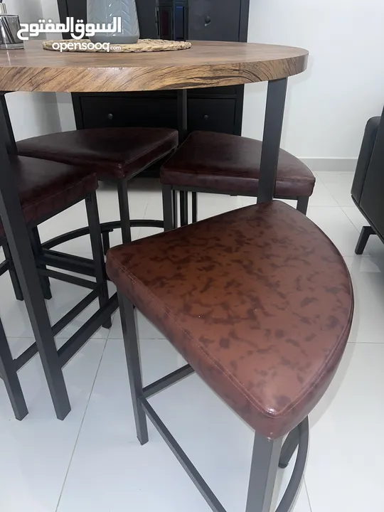 Dining set with 4 high chairs