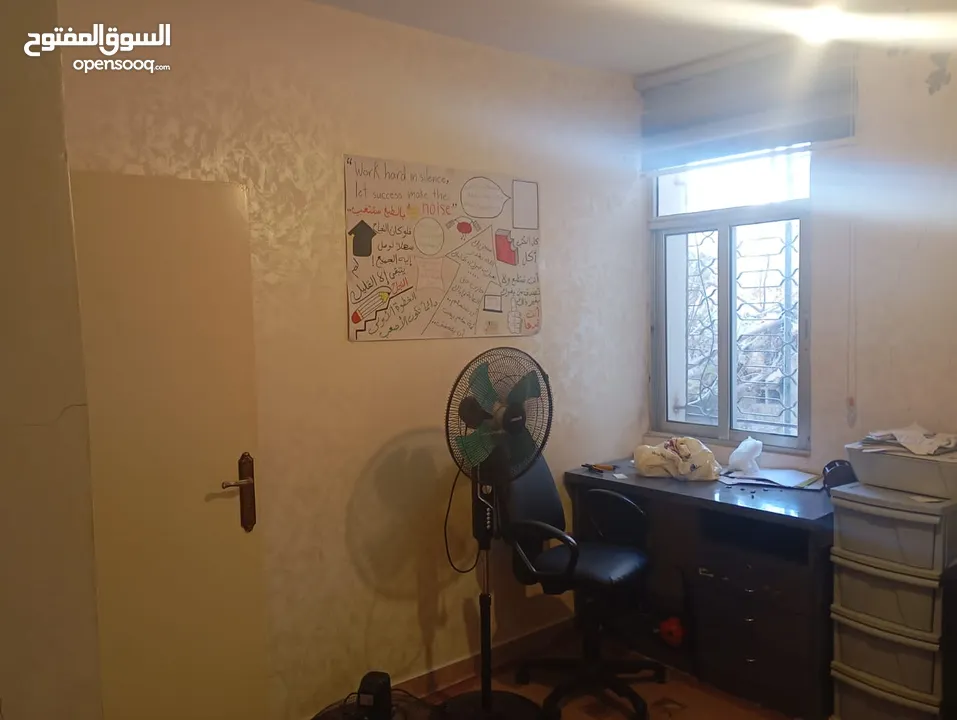 شقة للبيع في ضاحية الرشيد خلف ماي ماركت