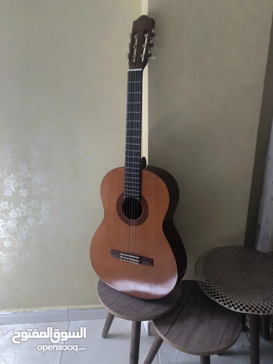 للبيع :جيتار  Yamaha  Cm-40  حاله ممتازه