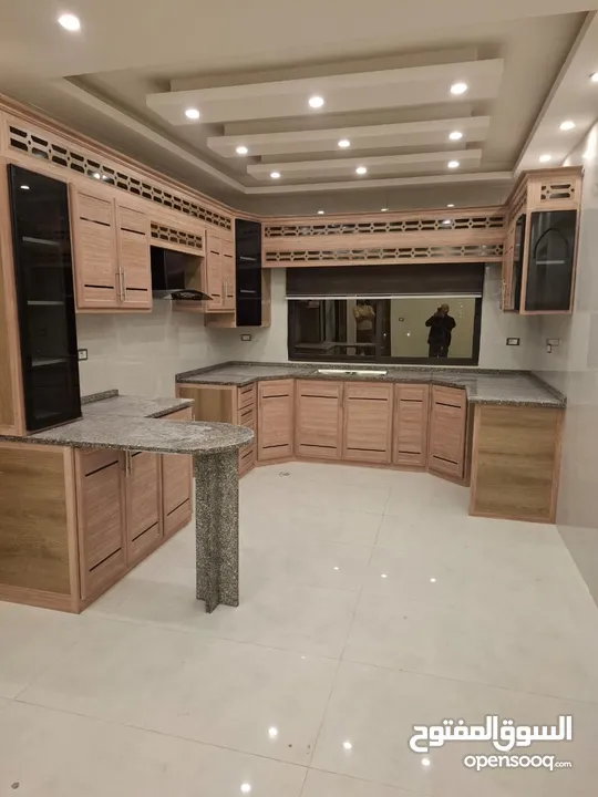 مطابخ بأفضل الاسعار والإكسسوارات الايطاليه والتقسيم الهندسي بأفضل التصاميم والديكورات الحديثة