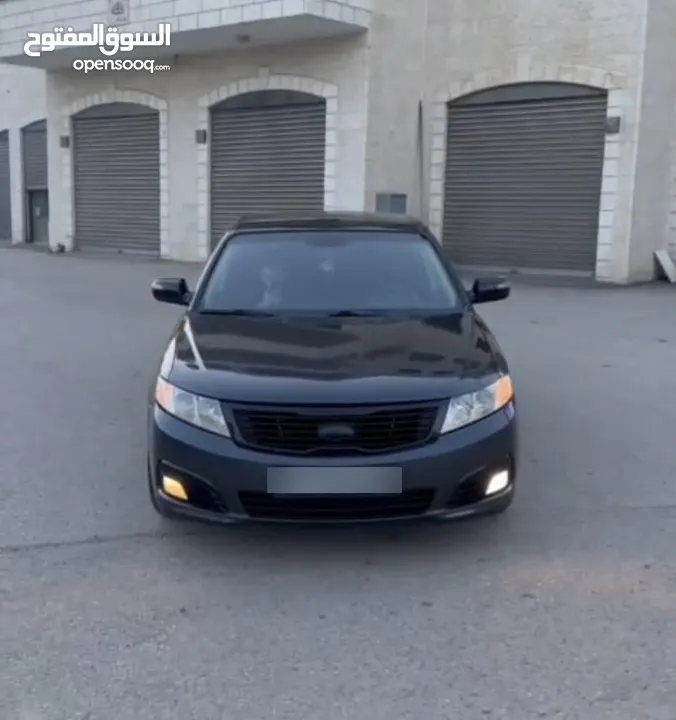 Kia للبيع للتواصل عبر الرقم