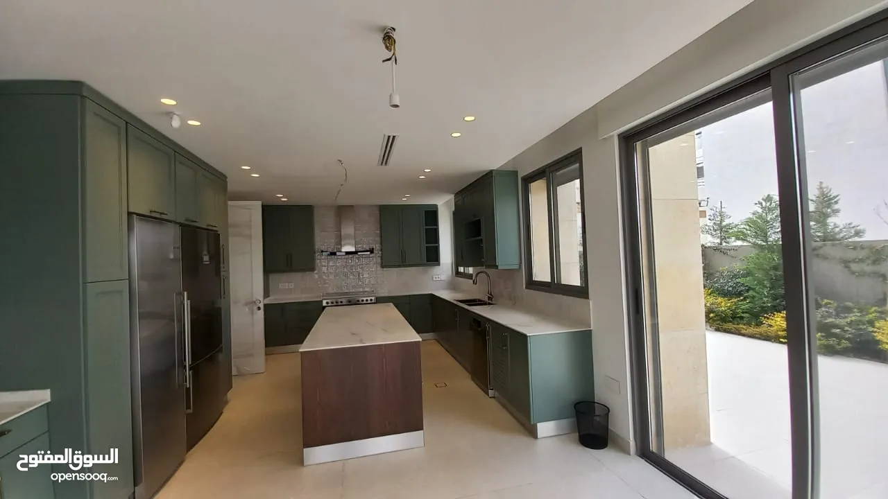 شقة فاخرة لللايجار في عبدون ( Property 41374 ) سنوي فقط