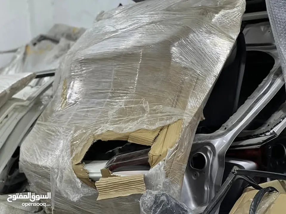 جميع قطع تويوتا chr اضويه جنحان غطا؛ أمامي واجهه اماميه ماتور جير  قطع  لكزسRX NX iS ES