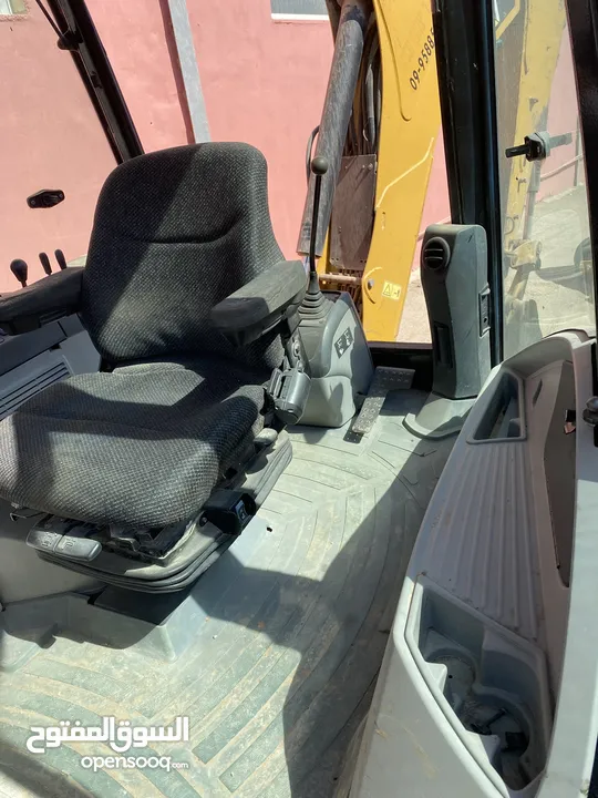 حفاره JCB باكو لودر نوع كتر بلو
