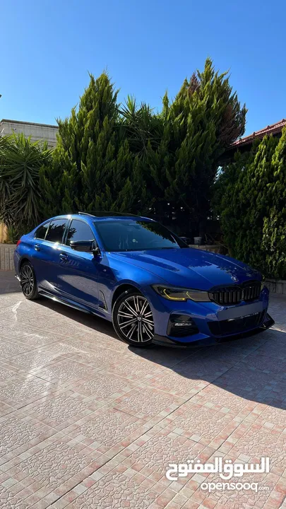 BMW 330e /// M Package